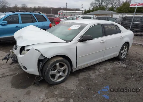2010 Chevrolet Malibu Ls from USA, damaged, VIN 1G1ZB5EB8AF165598
